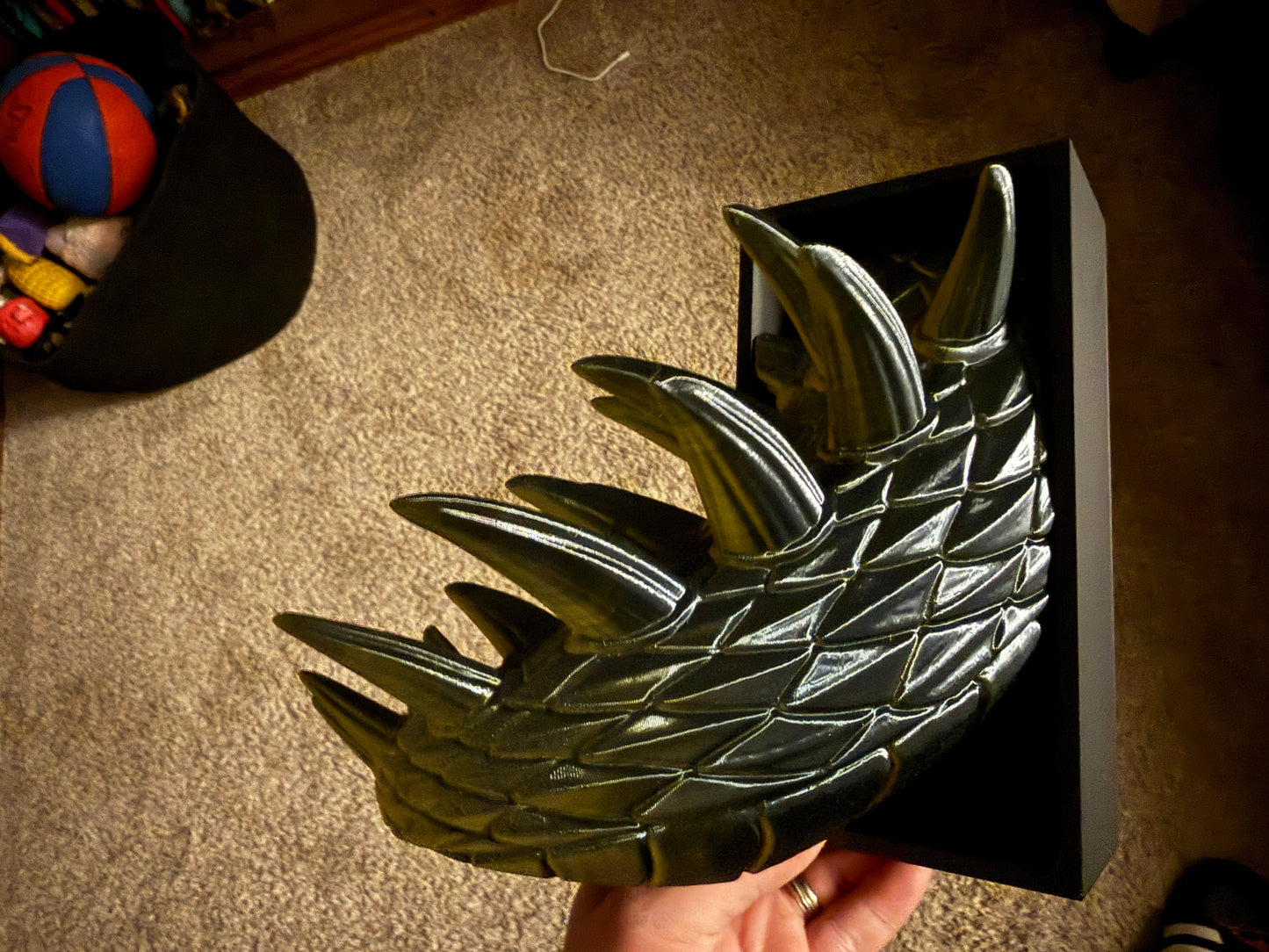 Spine Guard Dragon Book Nook